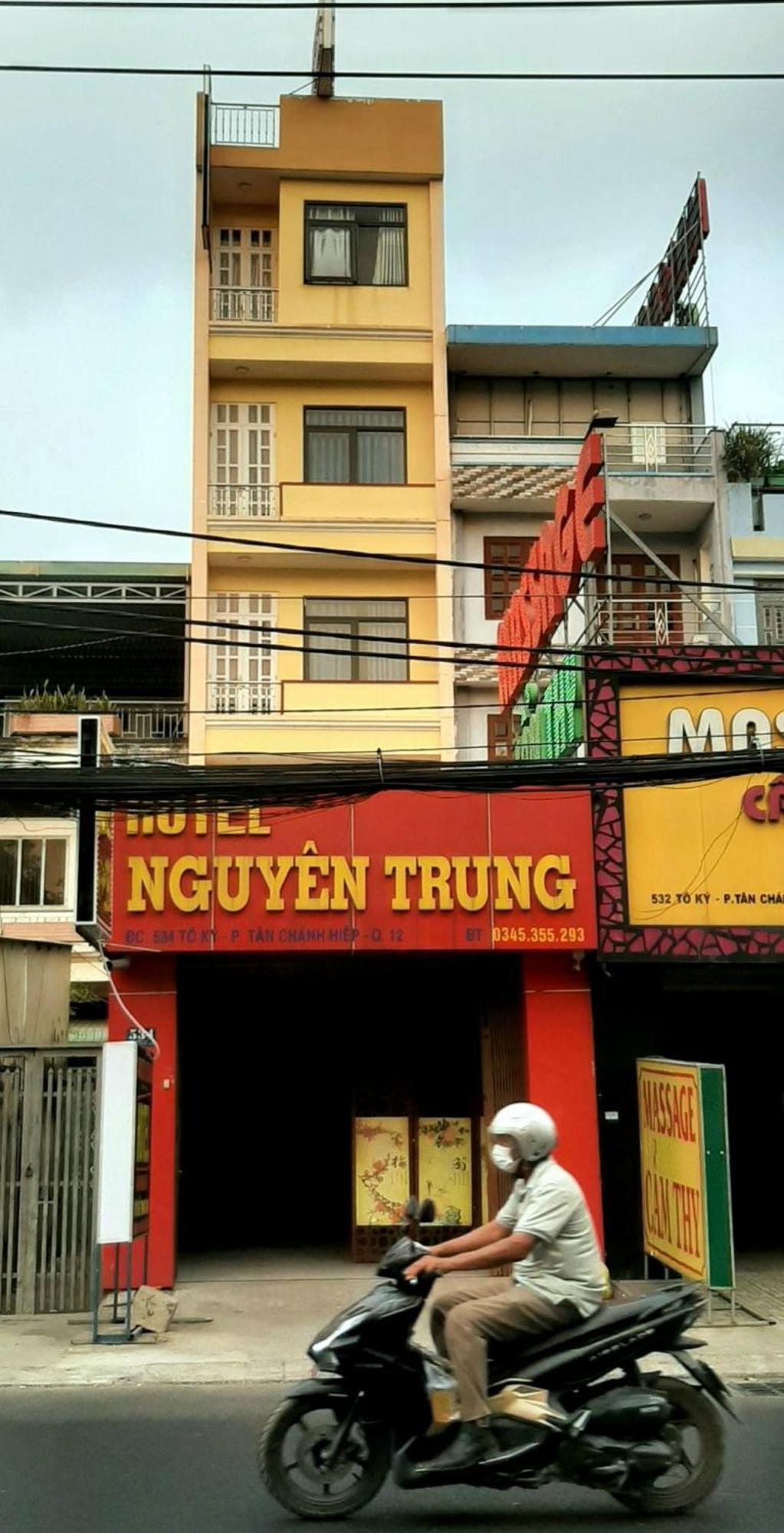 Khach San Nguyen Trung Khách sạn tình yêu *